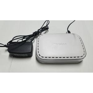 NETGEAR GS605 5-Port Gigabit Desktop Switch – Switch – 5 x 10/100/1000 – desktop